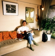 ギターリスト 安部俊幸1995-2.jpg